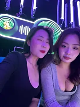 Eva10069 - ktv全裸5分钟