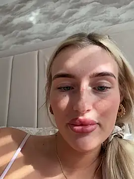 Blondetart69