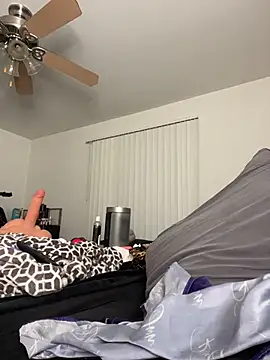 Reecieofficial - Toy Tease (External)