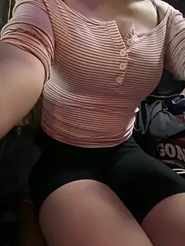 May-Squirt - Make my dress wet in puclic And squirt
