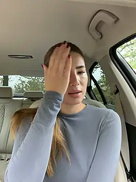 ClaireBree - Last gets “2 stranger finger me” video