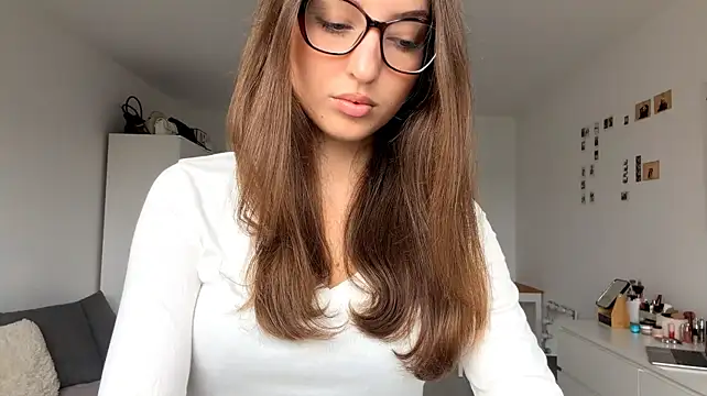 ConchitaRa - take off my bra and stay only in top