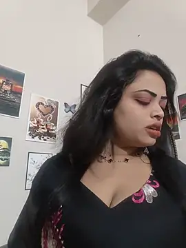 Pinky-2 - Oiling My Sexy Pussy Hole