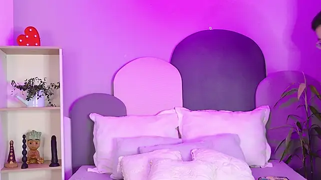 SophieGomez22 - Play with anal beads + Domi