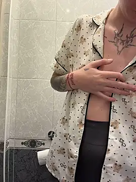 IceMur - dildo in pussy