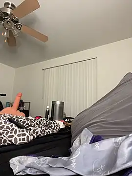 Reecieofficial - Toy Tease (External)