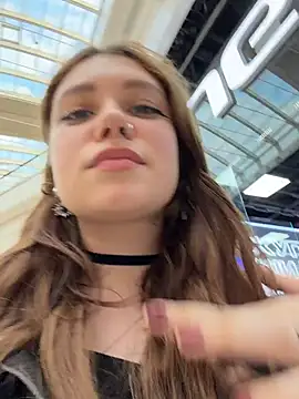 Lucy-joy - massage tits