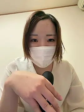 Rino_0810 - 上着脱ぐ