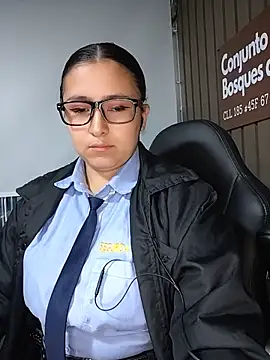Cute_Penelope - Pulling down pants+bouncing ass 🤫shh