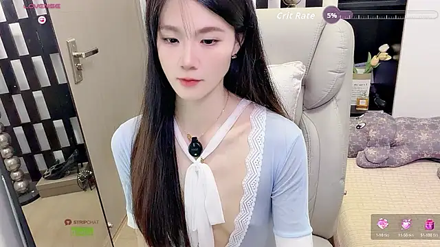 Yueyue-MM - 小粉塞入3分钟