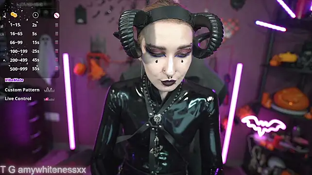 Amywhitenessxx - make your sexy latex muscle Goddess cum