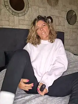 Dreamlove1 - Leggings off