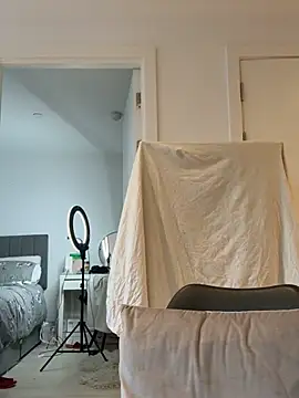 SexySaraxxoo - Bend over oil ass 😈