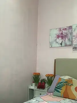 YaraSmith - fuck my dildo until I cum😜💦