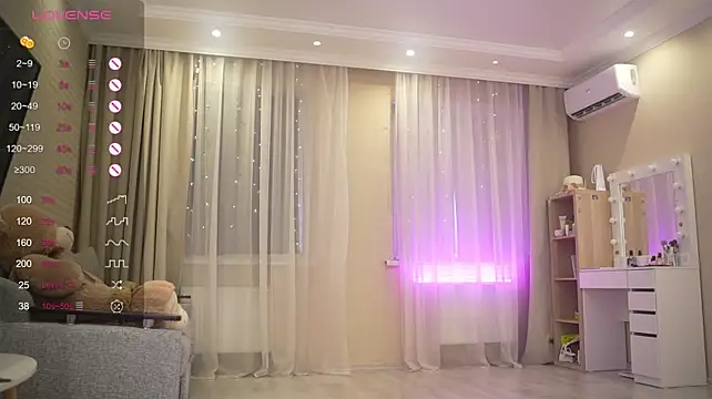 Bananalizzy - Show open pussy ♡