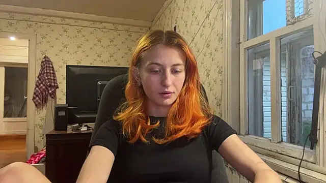 Lisaloveflower - Show bra and play with boobs 🤭🔥