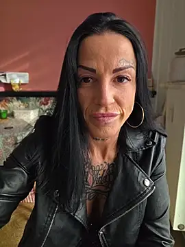 EmilyDiazofficial