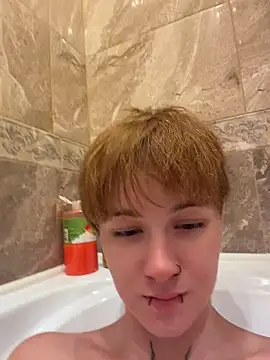 IceMur - dildo in pussy