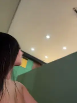 Valentina-gomezz - FUCK ME UNDERTABLE + CUM💦🔥
