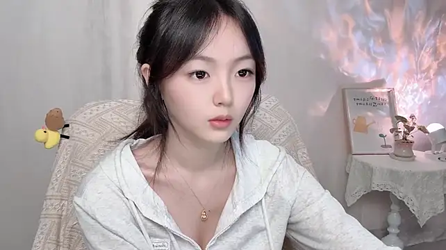 Wenwen8888 - 天气骤降 想你的心频率升高