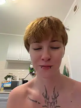 IceMur - dildo in pussy