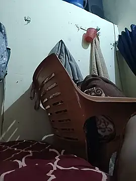 Kamini_hat