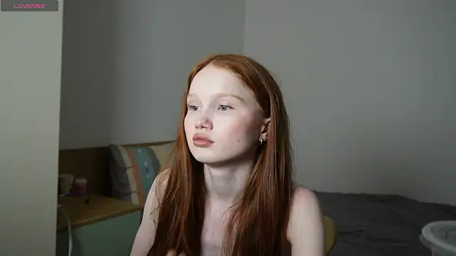 Nellie_baby - spank my ass until it's red
