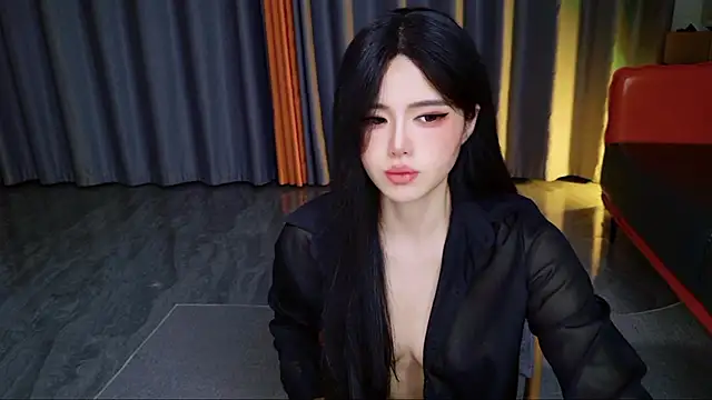 Xiaoxun520 - 没大哥爱的便宜骚逼，见者有份