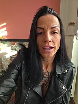 EmilyDiazofficial