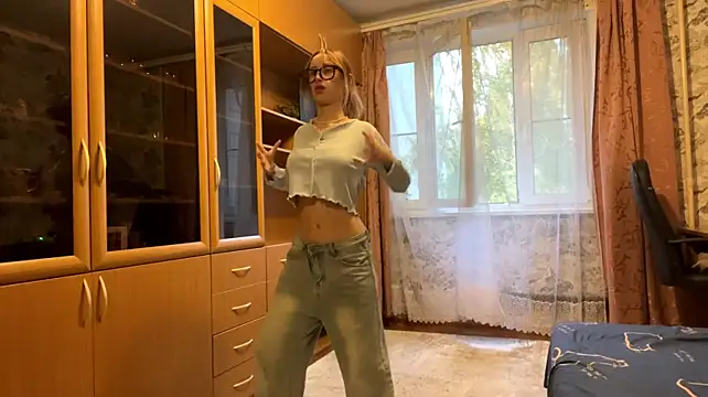 AleneLaurente - ❤️Show my bra💕