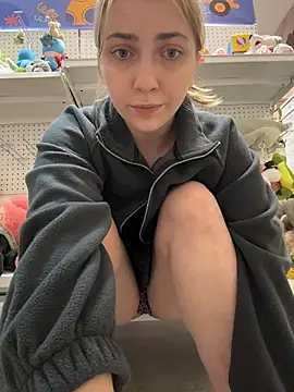 Sunny___Bunny - take off panties in store