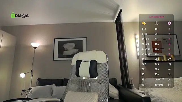 GoddessOlga - say hi to my pussy!