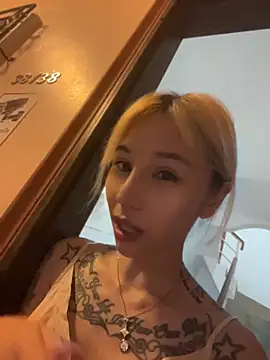 Yaya-0008 - 新人多多關照
