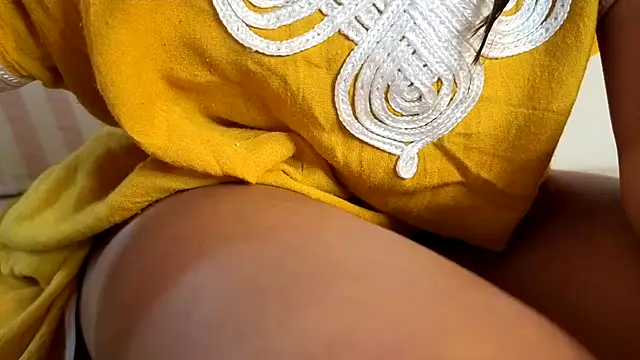 Camii2244 - tease tits