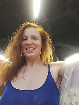 Exhibitionsplit - MAKE me CUM RUNNING ♤SQUIRT