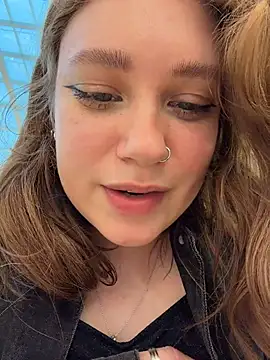 Lucy-joy - massage NAKED TITS in cafe