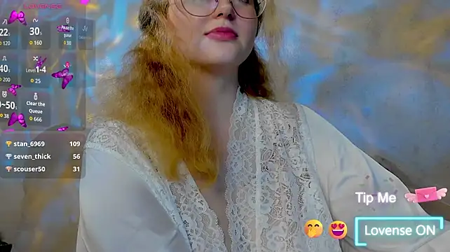 AngelaMoorre - Suck your cute finger