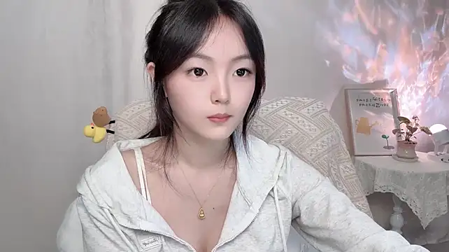 Wenwen8888 - 天气骤降 想你的心频率升高