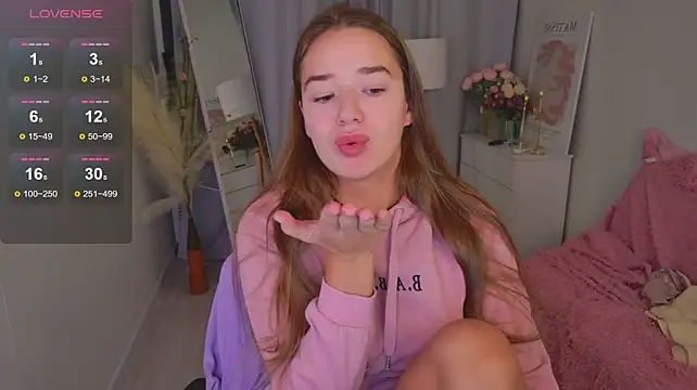 LovelyJessie - massage naked boobs