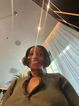 ___Nessa - Squirt hard all over body public