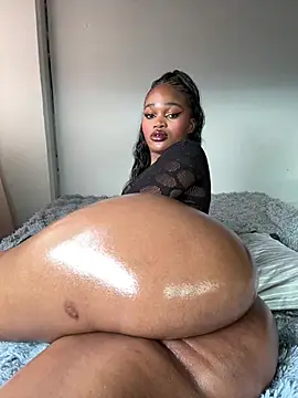 Cataleyasweetbooty - Missionary with big dildo