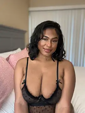 CandyLuxxxx - Nipple clamps ♥️ vid last tip