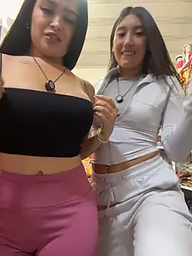 Sara_fun - LICK BOOBS TWO GIRLS MMM