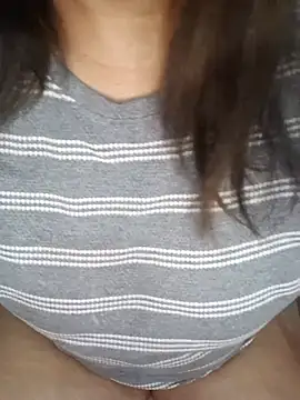 Bhabhiosm1 - BOOBS OIL