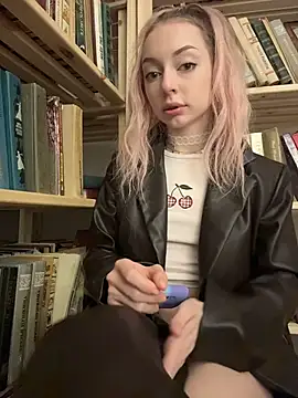 Melissa_grr - TOP OFF right in LIBRARY! 📚