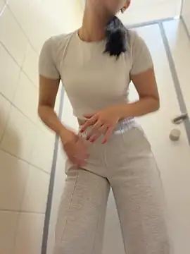 Aria51 - massage asshole & check readiness of it