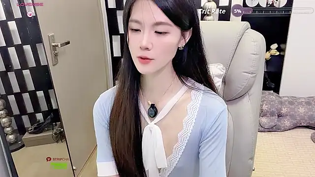 Yueyue-MM - 小粉塞入3分钟