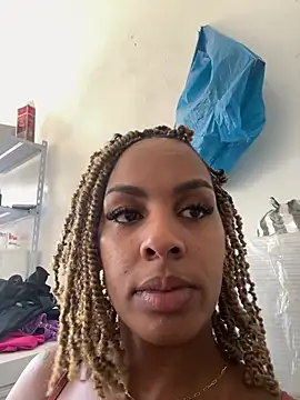 Julixxx22 - Show pussy