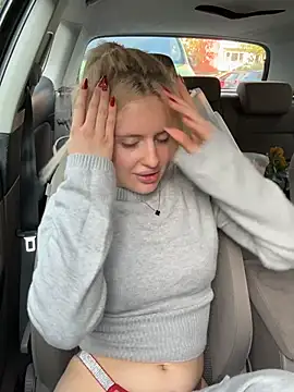 Holly-Glamour - Boobies last tip ein stranger Video