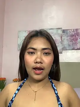 YaraSmith - fuck my dildo until I cum😜💦